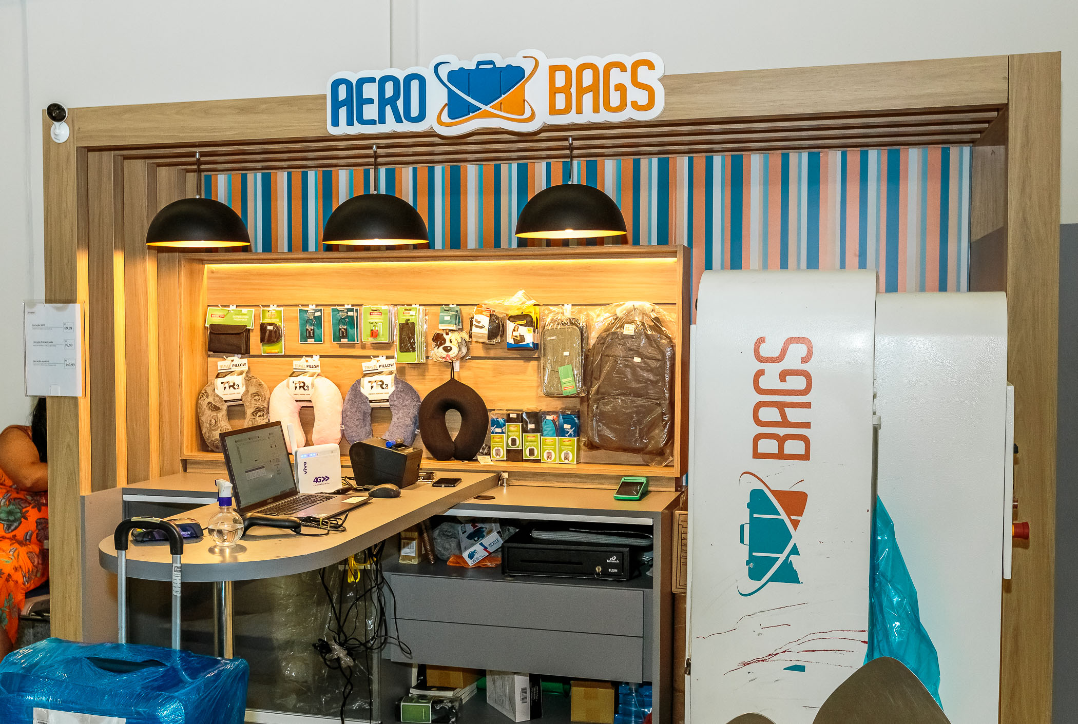 Aerobags: Luggage Wrapping